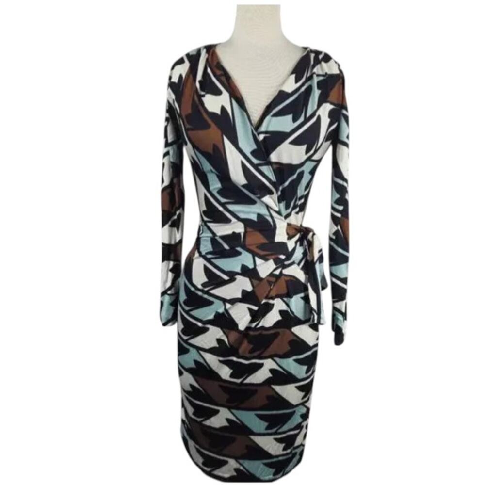 Diane Von Furstenberg DVF 100% Silk Printed  Julian Wrap Dress Size 4